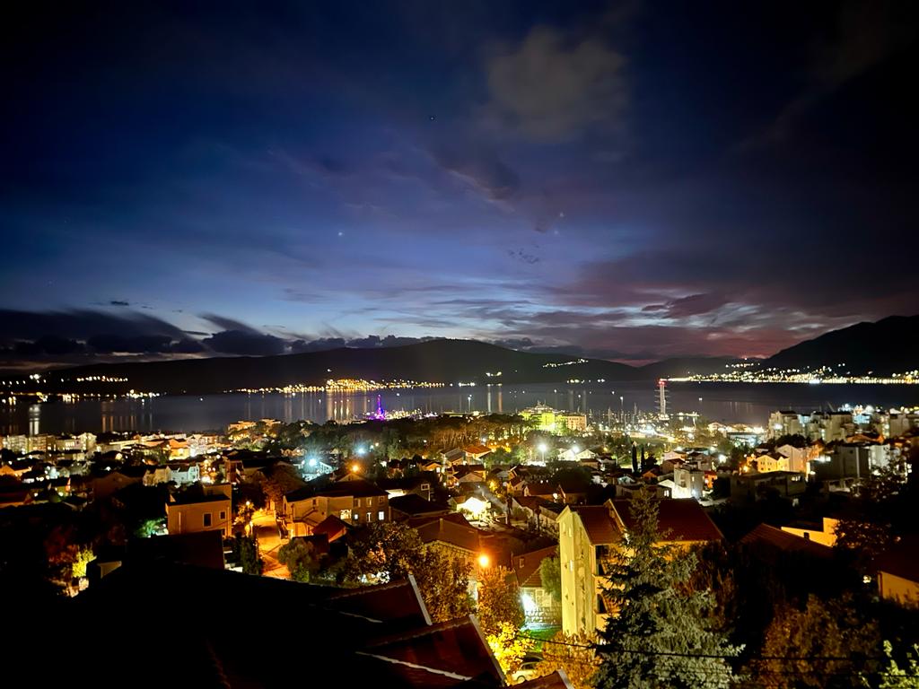 Tivat, Montenegro 85320, 2 Bedrooms Bedrooms, ,1 BathroomBathrooms,Apartment,For Sale,3,1207